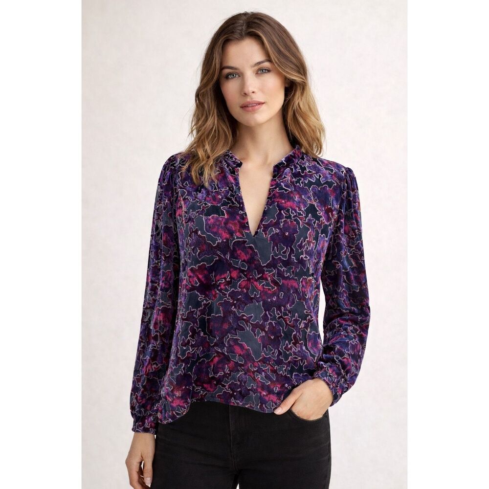 Evereve Blouse Velvet Floral Long Sleeve V Neck Pink Purple Size Medium